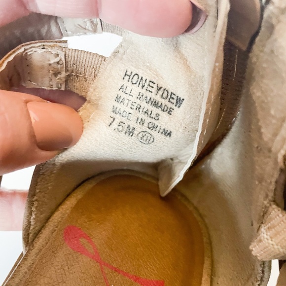 Jellypop Tan Strappy Heels size 7.5 - Picture 8 of 9